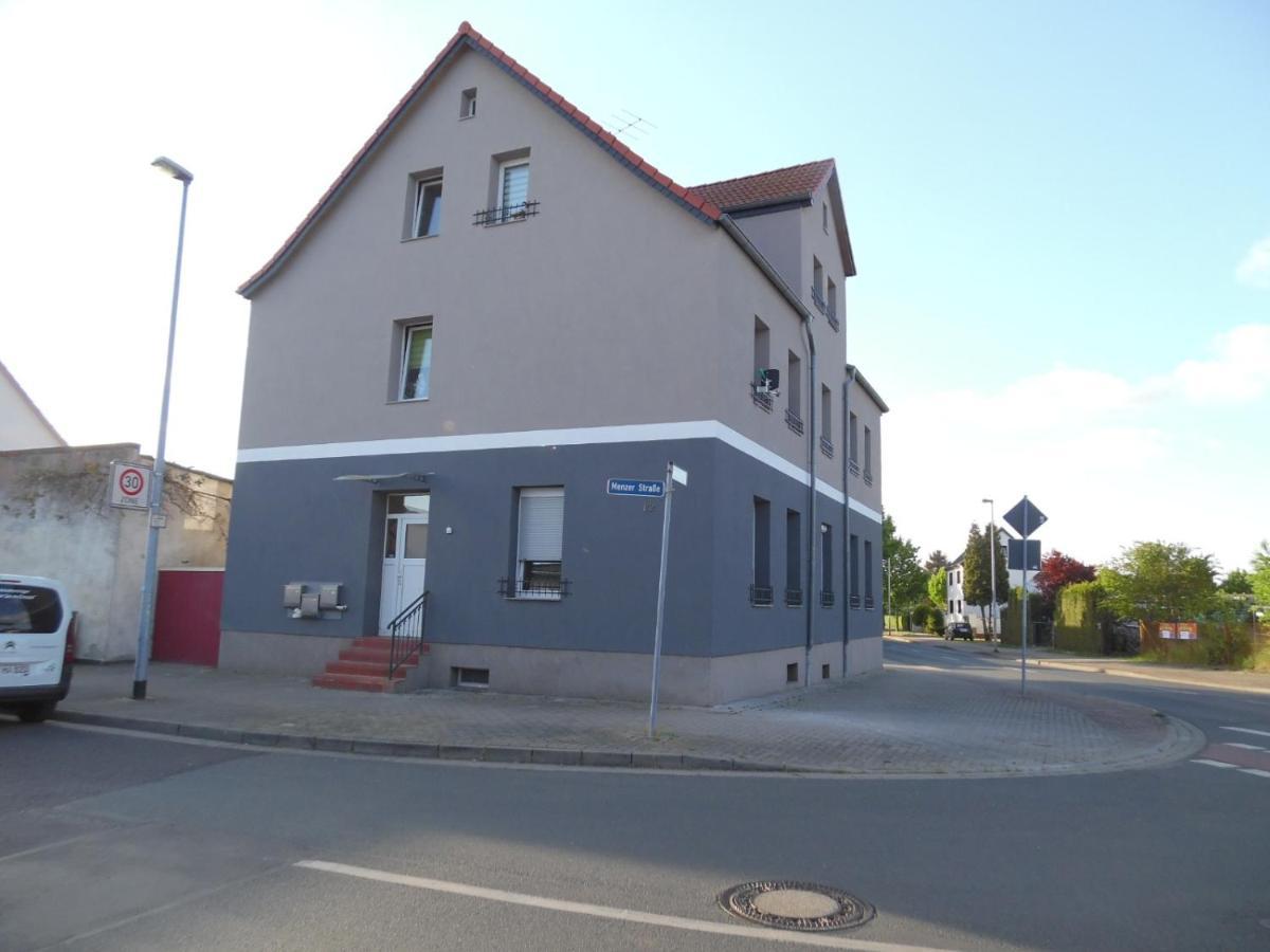 Gaestewohnung Mit Kueche Magdeburg An Der Elbe المظهر الخارجي الصورة